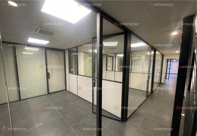 Local d'activité / Entrepôt - 1 315 m²