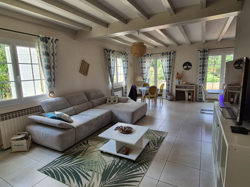 Maison - 160 m² - 8 pièces