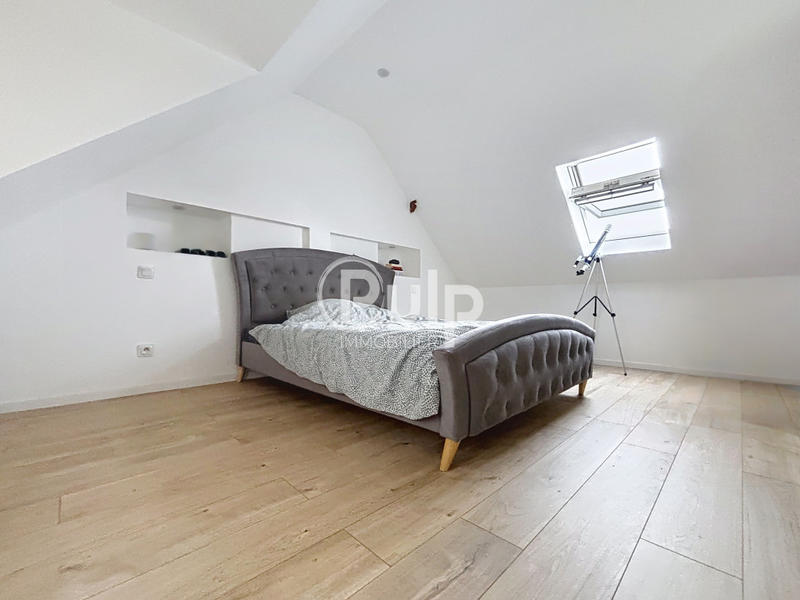 Maison - 122 m² - 4 pièces