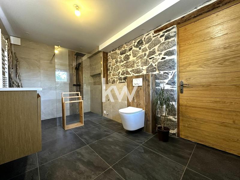 Maison - 105 m² - 4 pièces