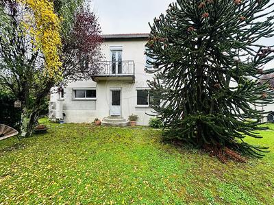 Maison - 144 m² - 6 pièces