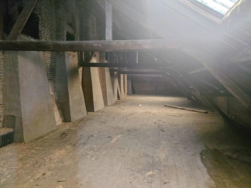 Maison - 170 m² - 1 pièce