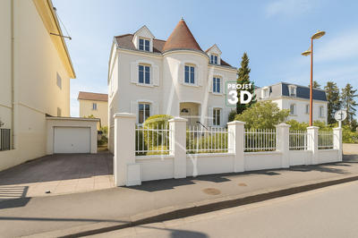 Duplex - 154 m² - 8 pièces