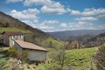 Maison en pierre - 86 m² - 5 pièces