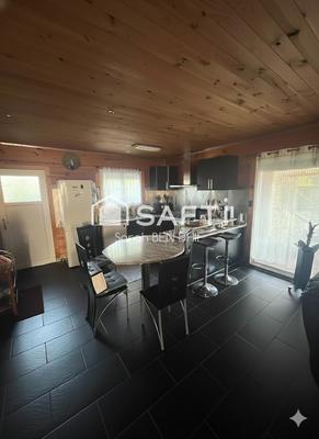 Maison - 75 m² - 4 pièces