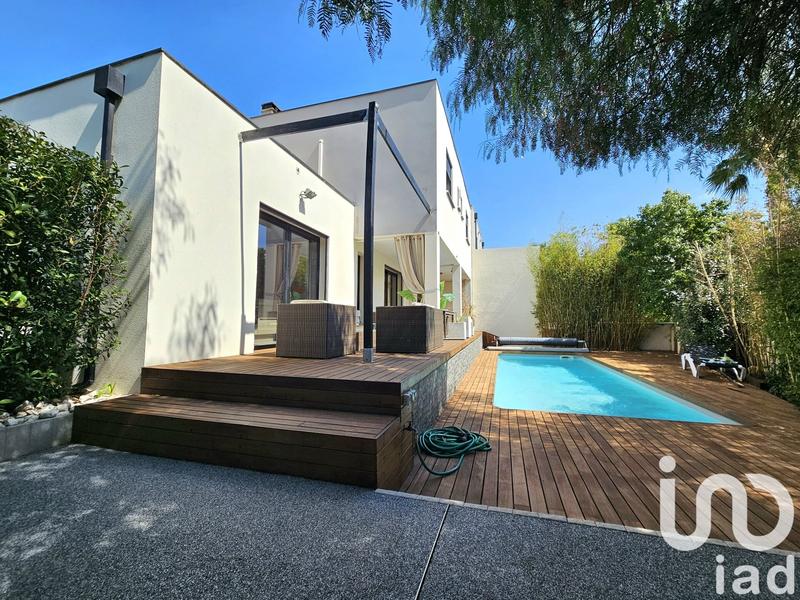 Maison - 152 m² - 6 pièces