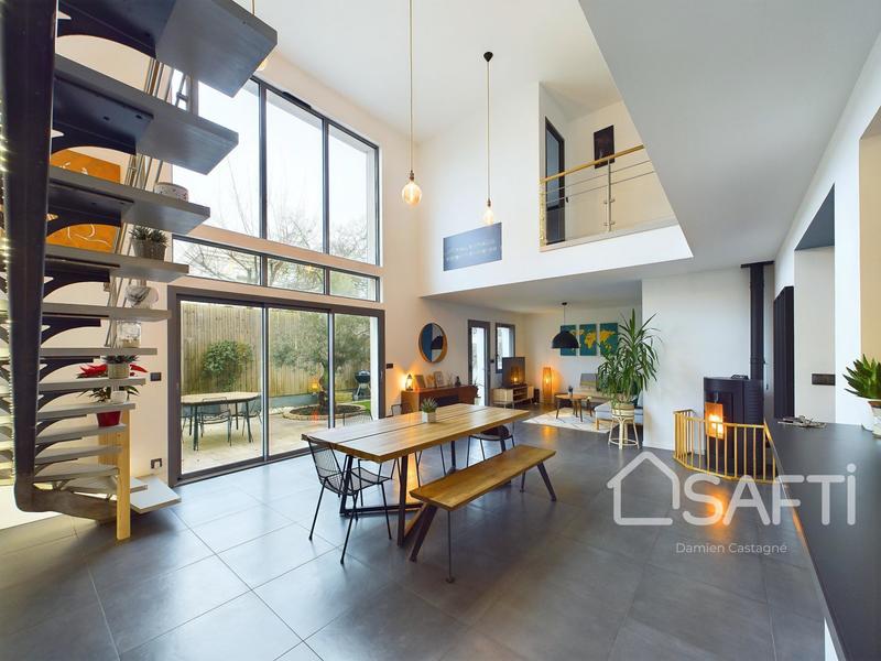 Maison - 140 m² - 4 pièces