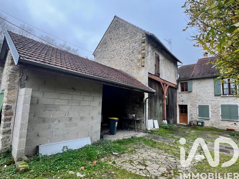 Maison - 227 m² - 9 pièces