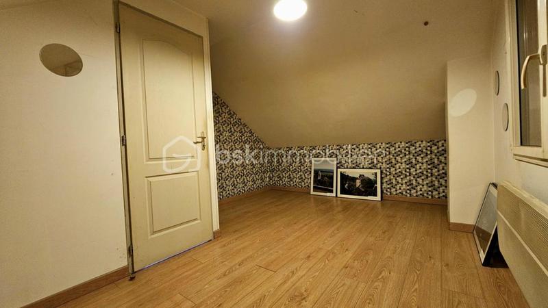 Maison - 190 m² - 10 pièces