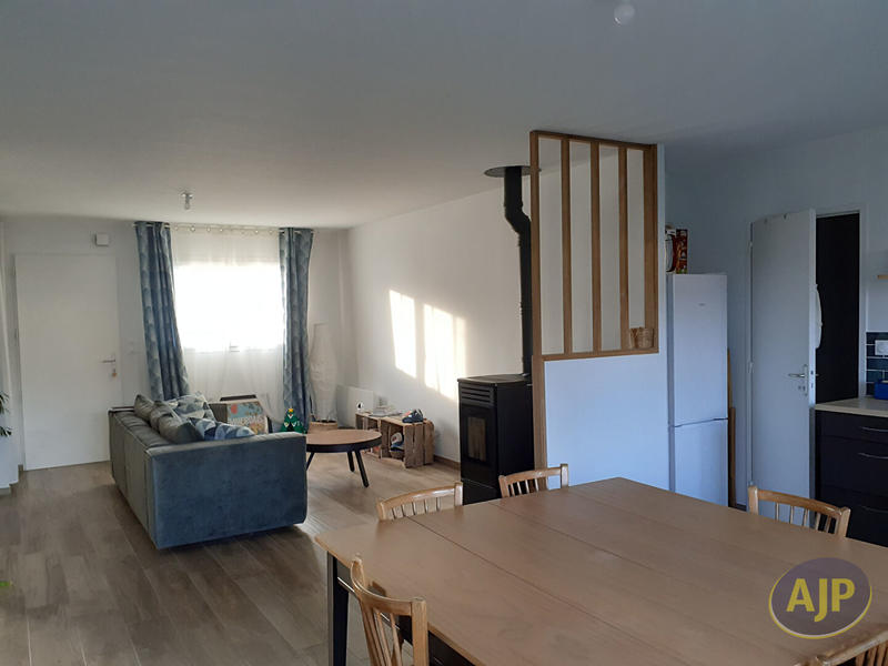 Maison - 73 m² - 3 pièces