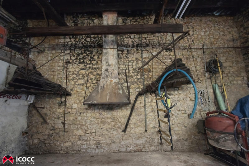 Maison en pierre - 145 m² - 7 pièces