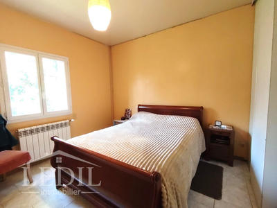 Maison - 183 m² - 5 pièces