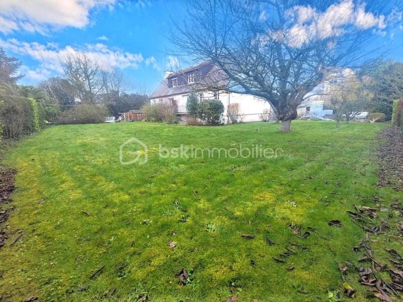 Maison - 99 m² - 5 pièces