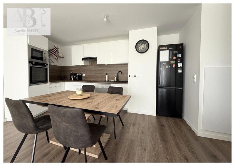 Appartement - 61 m² - 3 pièces