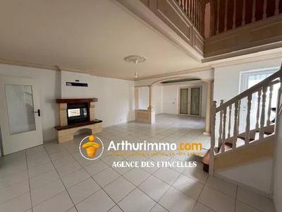 Maison - 212 m² - 7 pièces