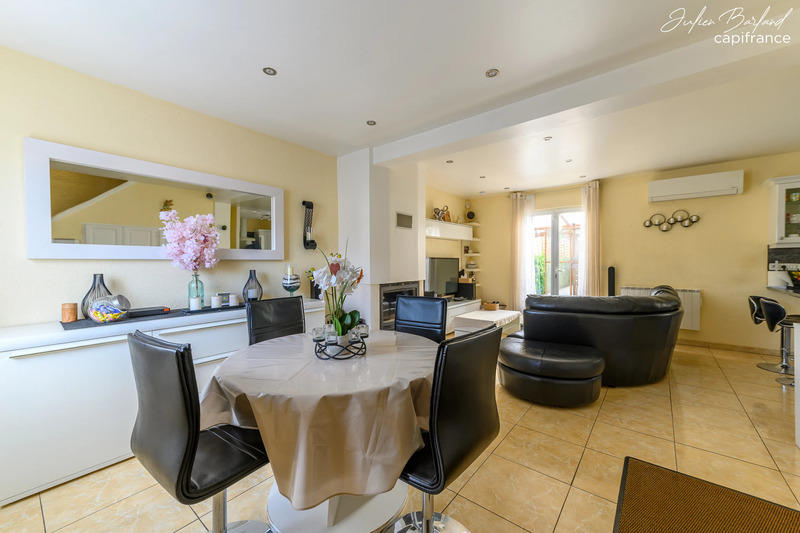 Maison - 86 m² - 5 pièces