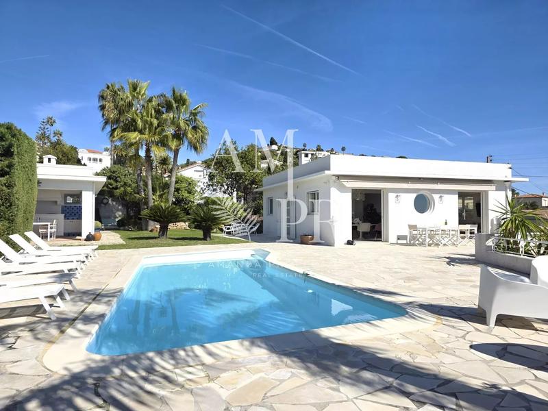 Villa - 173 m² - 6 pièces