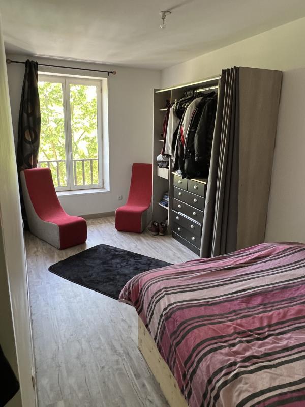 Appartement - 97 m² - 4 pièces