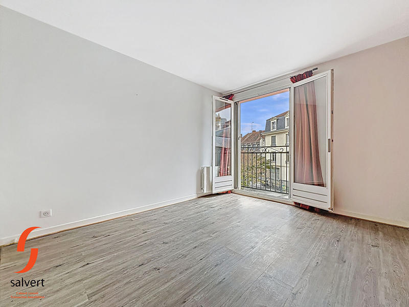 Appartement - 94 m² - 4 pièces