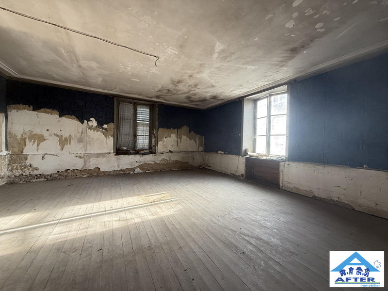 Maison ancienne - 237 m² - 12 pièces