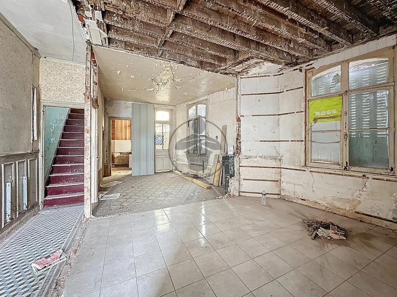 Maison - 93 m² - 5 pièces