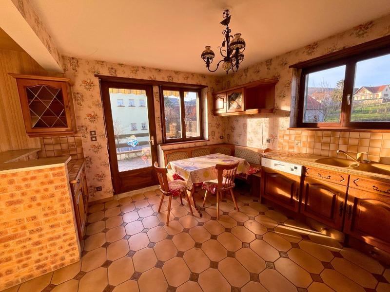 Maison - 182 m² - 8 pièces