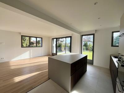 Appartement - 107 m² - 4 pièces