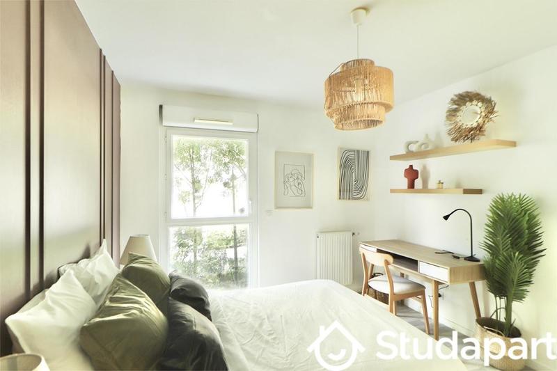 Chambre - 10 m² - 1 pièce