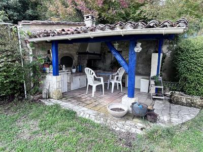 Maison traditionnelle - 151 m² - 6 pièces