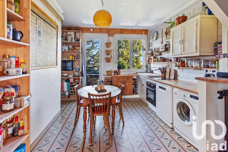 Appartement - 126 m² - 6 pièces