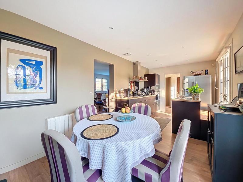 Maison - 164 m² - 5 pièces