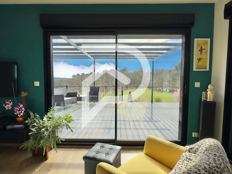 Maison - 141 m² - 4 pièces