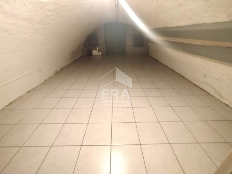 Local commercial - 1 815 m²