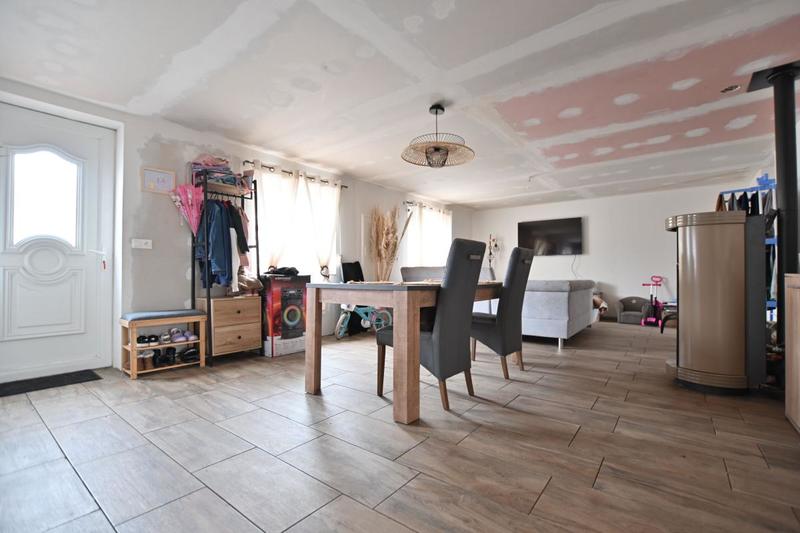 Maison - 82 m² - 3 pièces