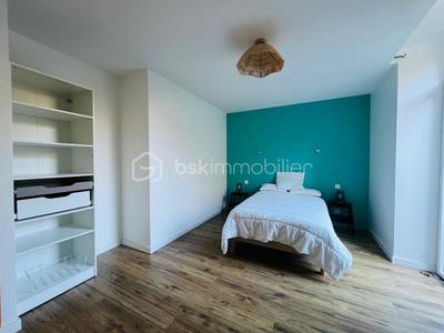 Immeuble - 98 m² - 4 pièces