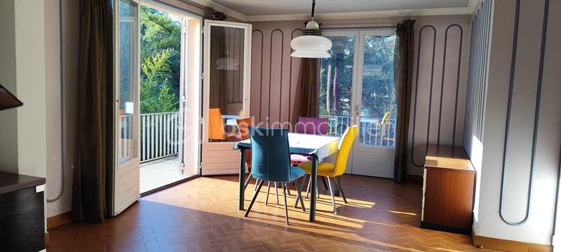 Maison traditionnelle - 154 m² - 6 pièces