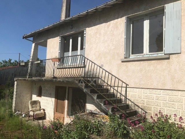 Maison - 258 m² - 9 pièces