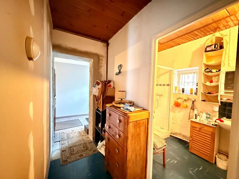 Maison - 270 m² - 12 pièces