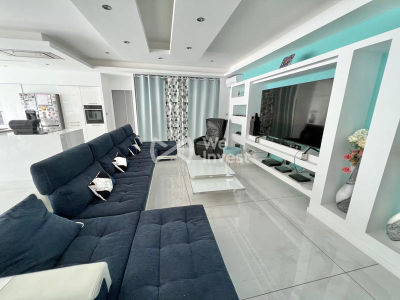 Maison - 185 m² - 6 pièces