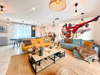 Maison - 184 m² - 6 pièces