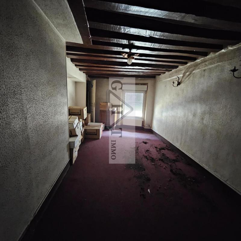 Local commercial - 657 m²