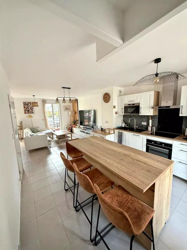 Maison - 87 m² - 4 pièces