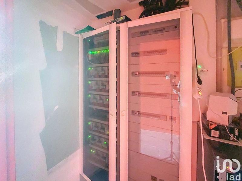 Local commercial - 204 m² - 10 pièces