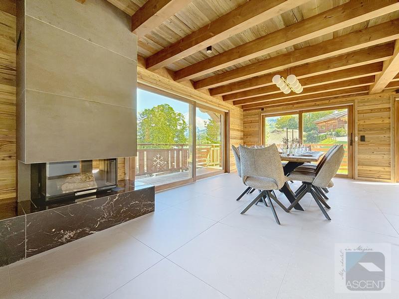 Châlet - 225 m² - 8 pièces