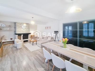 Maison - 86 m² - 5 pièces