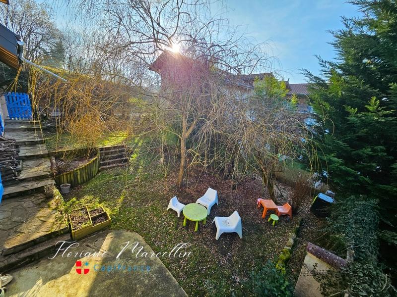 Appartement - 197 m² - 6 pièces