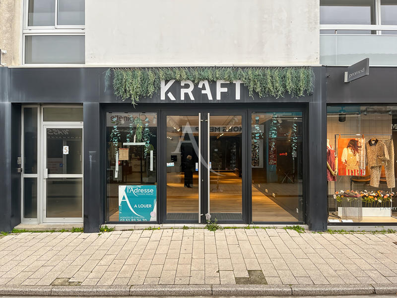 Local commercial - 121 m²