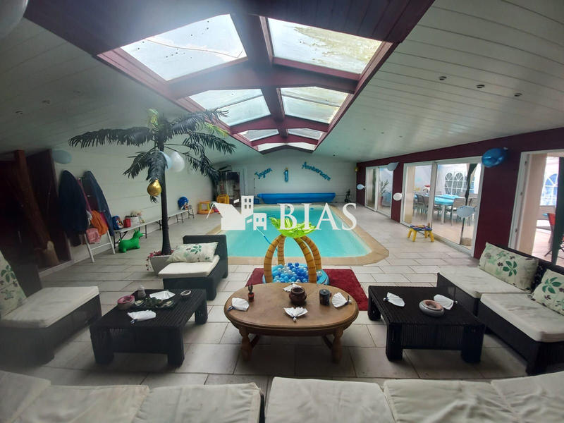 Maison - 149 m² - 5 pièces