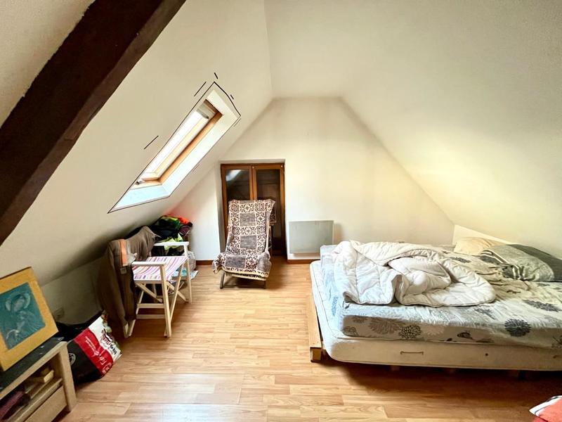 Maison - 205 m² - 8 pièces