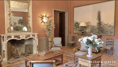 Château - 6 000 m² - 30 pièces